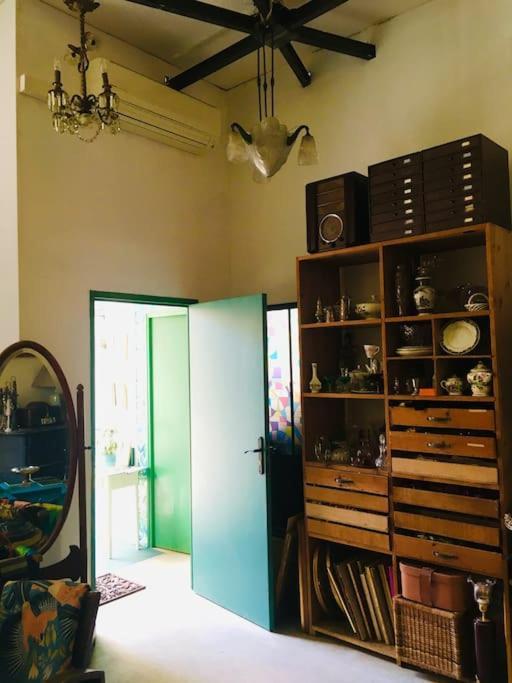 Loft D Artistes Avec Patio Au Port De Niza Exterior foto