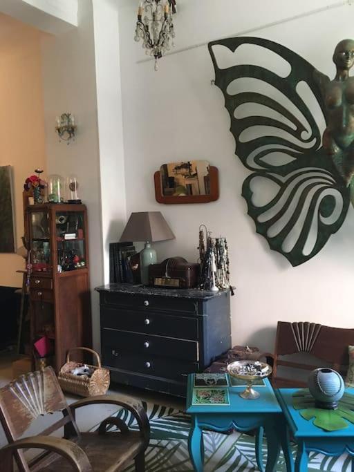Loft D Artistes Avec Patio Au Port De Niza Exterior foto